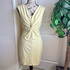 Amy Matto NY Twist Front Sleeveless Sheath Dress Yellow Sz 4